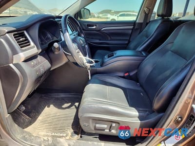 Zdjęcie 7 z 13 samochodu: 2017 TOYOTA HIGHLANDER LIMITED VIN:5TDYZRFH3HS211292 - miniatura