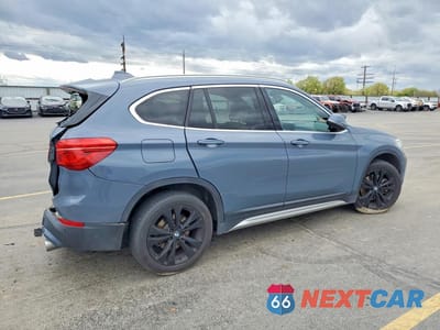 Trzecie zdjęcie samochodu z tyłu: 2020 BMW X1 VIN:WBXJG7C0XL5P66512 - miniatura