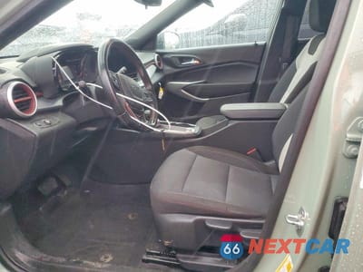 Zdjęcie 7 z 12 samochodu: 2024 CHEVROLET TRAX 1RS VIN:KL77LGE27RC163259 - miniatura