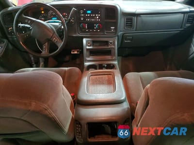Zdjęcie 8 z 12 samochodu: 2004 CHEVROLET SILVERADO K1500 VIN:2GCEK19T241189649 - miniatura
