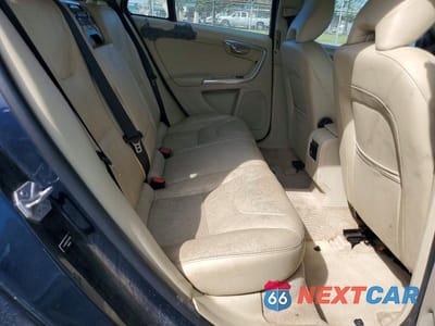 Zdjęcie 11 z 13 samochodu: 2015 VOLVO V60 PREMIER VIN:YV140MEK5F1221979 - miniatura