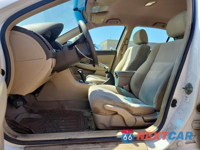 Zdjęcie 7 z 12 samochodu: 2003 HONDA ACCORD LX VIN:1HGCM56383A144296 - miniatura