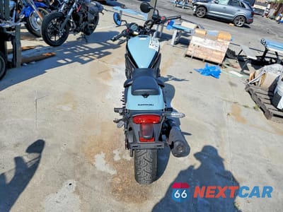 Czwarte zdjęcie samochodu z boku: 2025 KAWASAKI EL450 B VIN:ML5ELFB10SDA13961 - miniatura