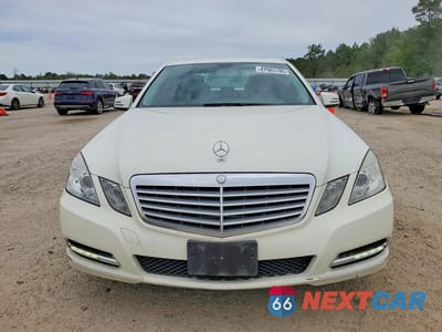 Piąte zdjęcie samochodu w środku: 2012 MERCEDES-BENZ E 350 BLUETEC VIN:WDDHF2EB6CA549522 - miniatura