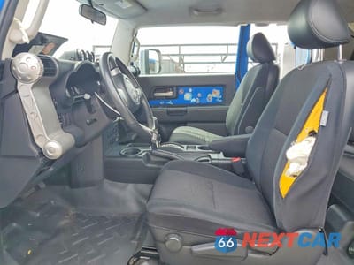 Zdjęcie 7 z 13 samochodu: 2007 TOYOTA FJ CRUISER BASE VIN:JTEZU11FX70002896 - miniatura
