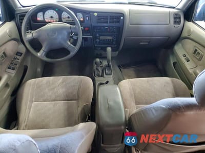 Zdjęcie 8 z 12 samochodu: 2001 TOYOTA TACOMA V6 VIN:5TEHN72N91Z734269 - miniatura