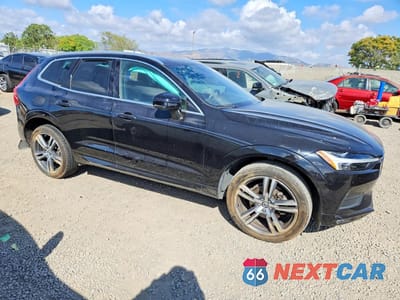 Czwarte zdjęcie samochodu z boku: 2021 VOLVO XC60 T5 MOMENTUM VIN:YV4102RKXM1851501 - miniatura