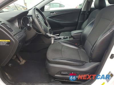 Zdjęcie 7 z 12 samochodu: 2012 HYUNDAI SONATA SE 2.0T VIN:5NPEC4AB6CH446424 - miniatura