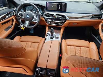 Zdjęcie 8 z 13 samochodu: 2022 BMW 530E VIN:WBA13AG05NCJ42189 - miniatura