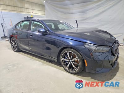 Czwarte zdjęcie samochodu z boku: 2024 BMW 540 XI VIN:WBA63FJ06RCR89739 - miniatura