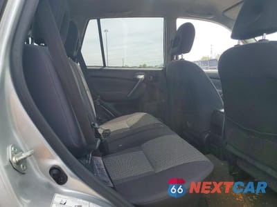 Zdjęcie 11 z 13 samochodu: 2005 TOYOTA RAV4 BASE VIN:JTEHD20VX56024434 - miniatura