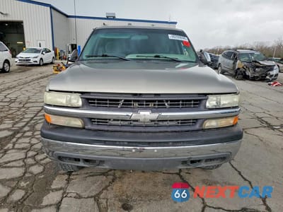 Piąte zdjęcie samochodu w środku: 1999 CHEVROLET SILVERADO K1500 VIN:1GCEK19T1XE100804 - miniatura