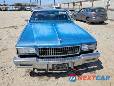 Piąte zdjęcie samochodu w środku: 1989 CHEVROLET CAPRICE VIN:1G1BL5176KR200283 - miniatura