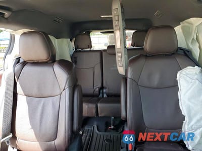 Zdjęcie 10 z 14 samochodu: 2021 TOYOTA SIENNA PLATINUM 7-PASSENGER VIN:5TDESKFC2MS009847 - miniatura