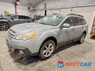 2014 SUBARU OUTBACK 2.5I PREMIUM 4S4BRBCC7E3273843 - główne zdjęcie licytacji z USA - miniatura
