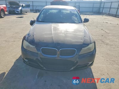 Piąte zdjęcie samochodu w środku: 2009 BMW 328 I SULEV VIN:WBAPH53599A437253 - miniatura