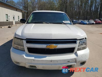 Piąte zdjęcie samochodu w środku: 2014 CHEVROLET TAHOE POLICE VIN:1GNLC2E0XER229210 - miniatura