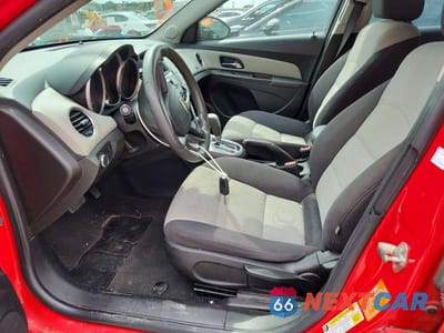 Zdjęcie 7 z 12 samochodu: 2015 CHEVROLET CRUZE LS VIN:1G1PA5SH0F7165616 - miniatura