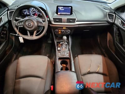Zdjęcie 8 z 12 samochodu: 2018 MAZDA 3 SPORT VIN:3MZBN1U78JM225933 - miniatura