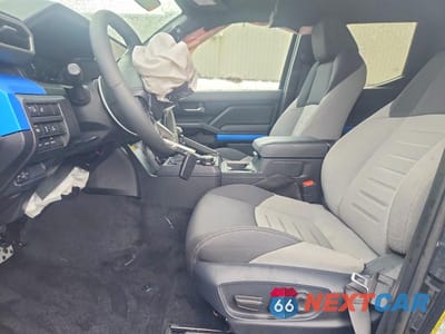 Zdjęcie 7 z 12 samochodu: 2025 TOYOTA TACOMA VIN:3TMLB5JN5SM202816 - miniatura