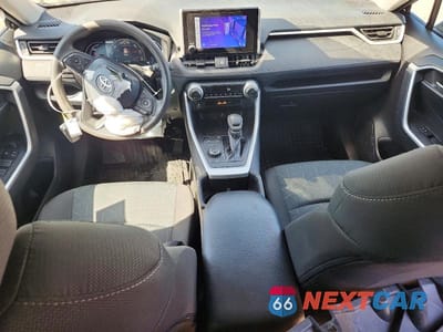 Zdjęcie 8 z 12 samochodu: 2024 TOYOTA RAV4 HYBRID XLE VIN:4T3RWRFV2RU145711 - miniatura