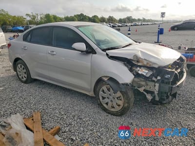 Czwarte zdjęcie samochodu z boku: 2022 KIA RIO LX VIN:3KPA24AD0NE466484 - miniatura
