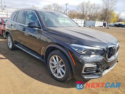 Czwarte zdjęcie samochodu z boku: 2021 BMW X5 XDRIVE40I VIN:5UXCR6C08M9F81350 - miniatura