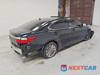 Trzecie zdjęcie samochodu z tyłu: 2013 LEXUS ES 350 BASE VIN:JTHBK1GGXD2023192 - miniatura
