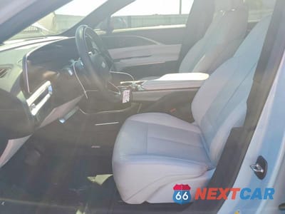 Zdjęcie 7 z 13 samochodu: 2024 CADILLAC LYRIQ LUXURY VIN:1GYKPRRK7RZ106736 - miniatura