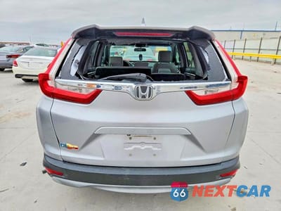 Zdjęcie 6 z 13 samochodu: 2018 HONDA CR-V EX VIN:7FARW1H51JE041269 - miniatura