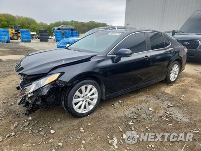 2018 TOYOTA CAMRY LE 4T1B11HK6JU562444 - główne zdjęcie licytacji z USA - miniatura