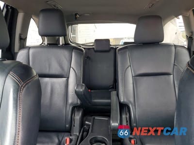 Zdjęcie 10 z 14 samochodu: 2016 TOYOTA HIGHLANDER XLE VIN:5TDJKRFH0GS263340 - miniatura