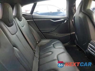 Zdjęcie 11 z 13 samochodu: 2015 TESLA MODEL S VIN:5YJSA1E23FF116082 - miniatura