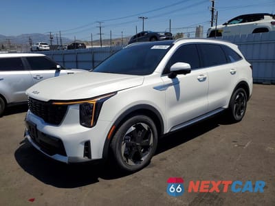 2025 KIA SORENTO SXP KNDRKDJG8S5338613 - główne zdjęcie licytacji z USA - miniatura