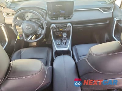 Zdjęcie 8 z 12 samochodu: 2025 TOYOTA RAV4 XLE PREMIUM VIN:JTMB6RFV5SD166282 - miniatura