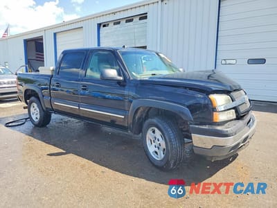Czwarte zdjęcie samochodu z boku: 2005 CHEVROLET SILVERADO K1500 VIN:2GCEK13TX51110786 - miniatura