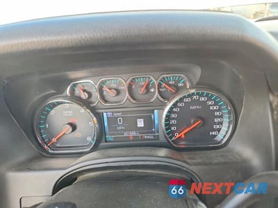 Zdjęcie 9 z 12 samochodu: 2018 CHEVROLET SUBURBAN K1500 LT VIN:1GNSKHKC8JR236330 - miniatura
