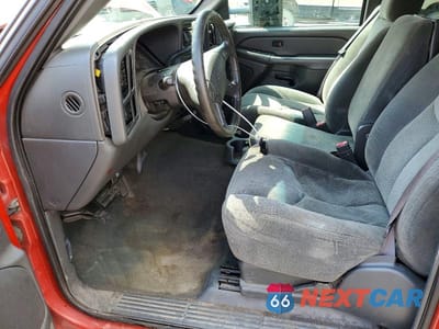 Zdjęcie 7 z 12 samochodu: 2004 CHEVROLET SILVERADO K1500 VIN:2GCEK19T641306522 - miniatura