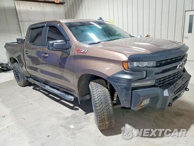 Czwarte zdjęcie samochodu z boku: 2019 CHEVROLET SILVERADO K1500 RST VIN:3GCUYEED0KG214259 - miniatura