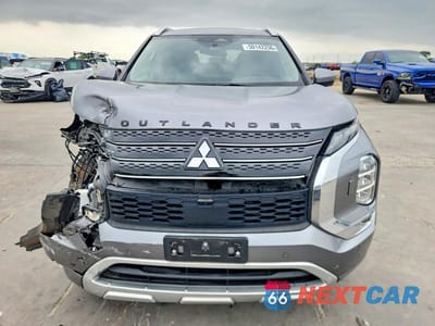 Piąte zdjęcie samochodu w środku: 2023 MITSUBISHI OUTLANDER SEL VIN:JA4T5VA98PZ028704 - miniatura