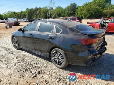 Drugie zdjęcie samochodu z przodu: 2022 KIA FORTE GT LINE VIN:3KPF54AD4NE489053 - miniatura