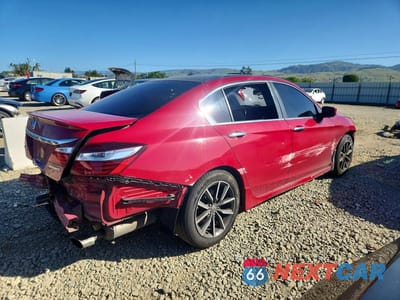 Trzecie zdjęcie samochodu z tyłu: 2017 HONDA ACCORD SPORT VIN:1HGCR2F54HA272706 - miniatura