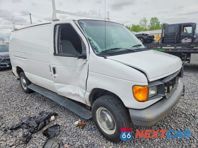 Czwarte zdjęcie samochodu z boku: 2006 FORD ECONOLINE E250 VAN VIN:1FTNE24LX6HA27546 - miniatura