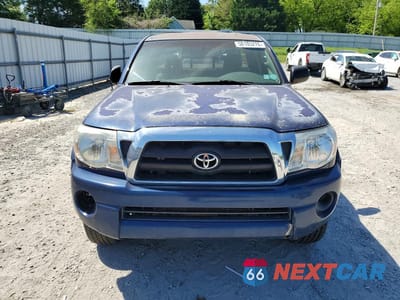 Piąte zdjęcie samochodu w środku: 2005 TOYOTA TACOMA ACCESS CAB VIN:5TEUX42N45Z086322 - miniatura