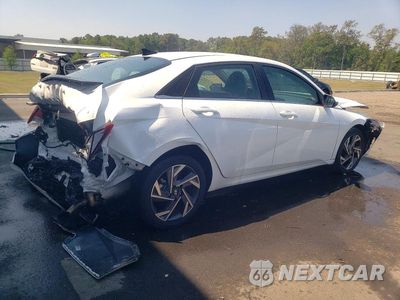 Trzecie zdjęcie samochodu z tyłu: 2025 HYUNDAI ELANTRA LIMITED VIN:KMHLP4DG4SU055887 - miniatura