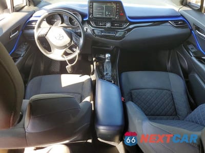 Zdjęcie 8 z 12 samochodu: 2020 TOYOTA C-HR XLE VIN:NMTKHMBX8LR104870 - miniatura