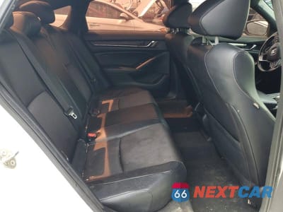 Zdjęcie 10 z 12 samochodu: 2018 HONDA ACCORD SPORT VIN:1HGCV1F31JA147883 - miniatura