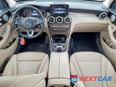 Zdjęcie 8 z 13 samochodu: 2016 MERCEDES-BENZ GLC 300 4MATIC VIN:WDC0G4KB7GF033774 - miniatura