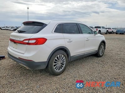 Trzecie zdjęcie samochodu z tyłu: 2017 LINCOLN MKX SELECT VIN:2LMPJ6KR5HBL39423 - miniatura