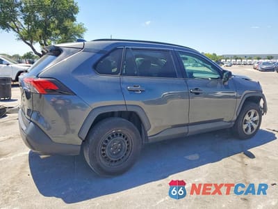 Trzecie zdjęcie samochodu z tyłu: 2019 TOYOTA RAV4 LE VIN:2T3H1RFV3KC032707 - miniatura